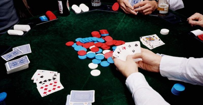 Play Poker Online Games