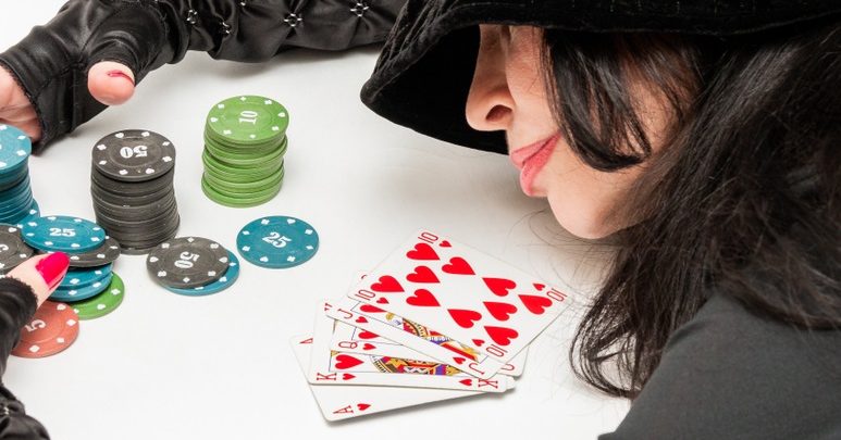 Many Online Players Like Playing Online Poker Games